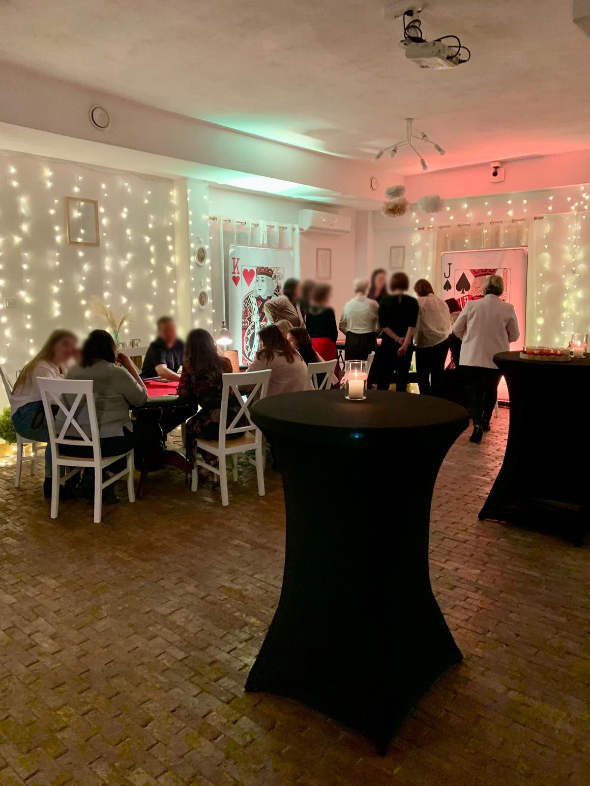 impreza sylwestrowa, kameralne oświetlenie